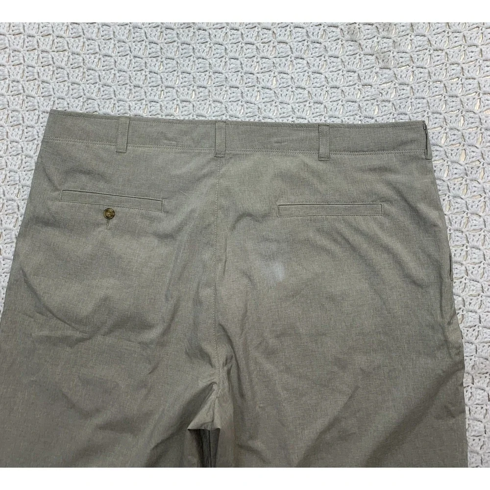 Ben Hogan Chino Golf Shorts Men's Size‎ 42 Beige  Flat Front Stretch Waistband